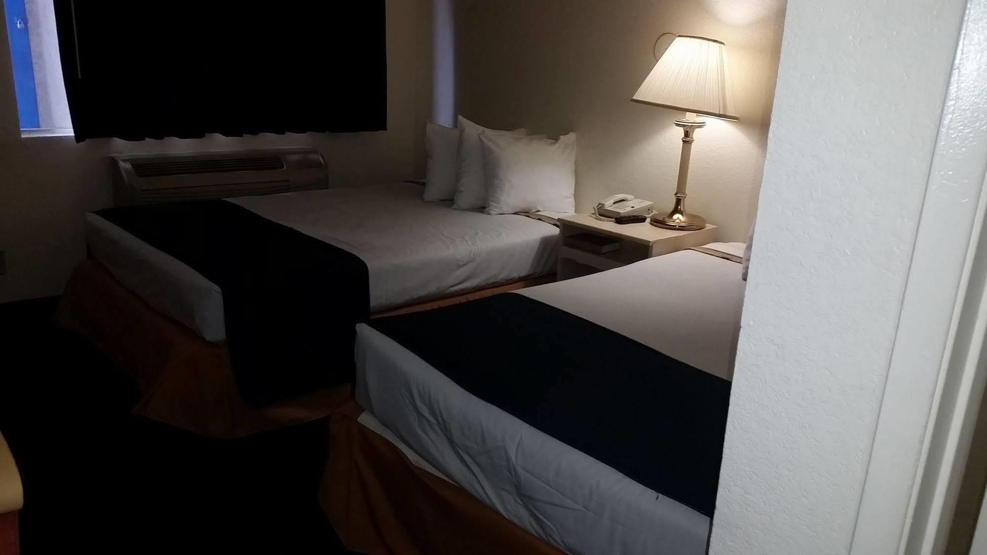 Americas Best Value Inn Las Vegas Strip Extérieur photo