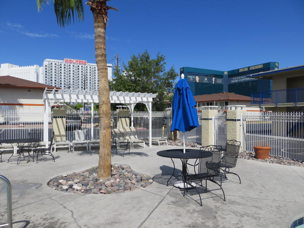 Americas Best Value Inn Las Vegas Strip Extérieur photo
